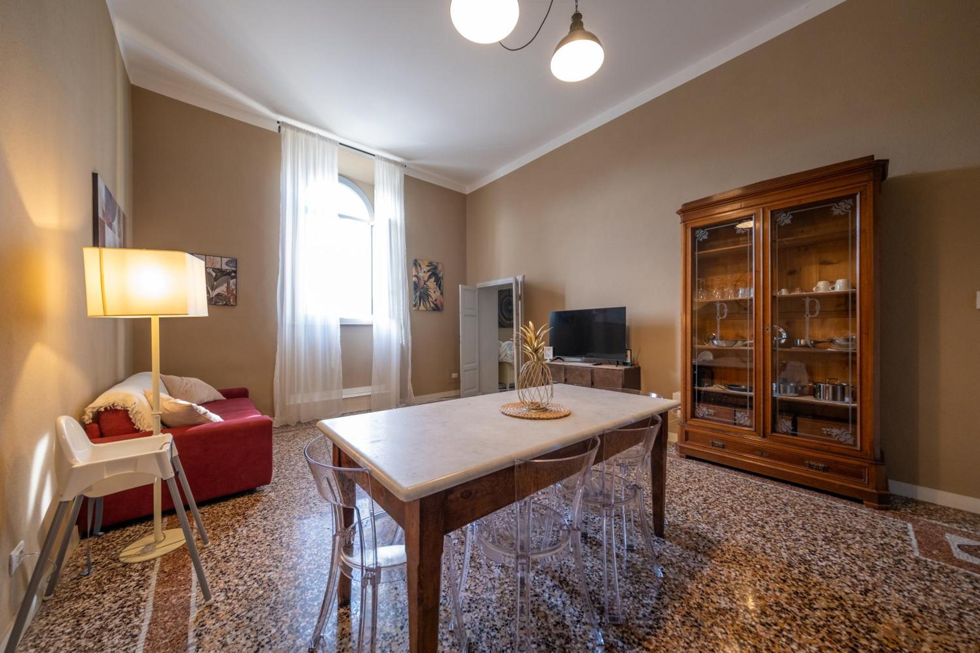 Lungarno Buozzi 7 Apartments Πίζα Εξωτερικό φωτογραφία