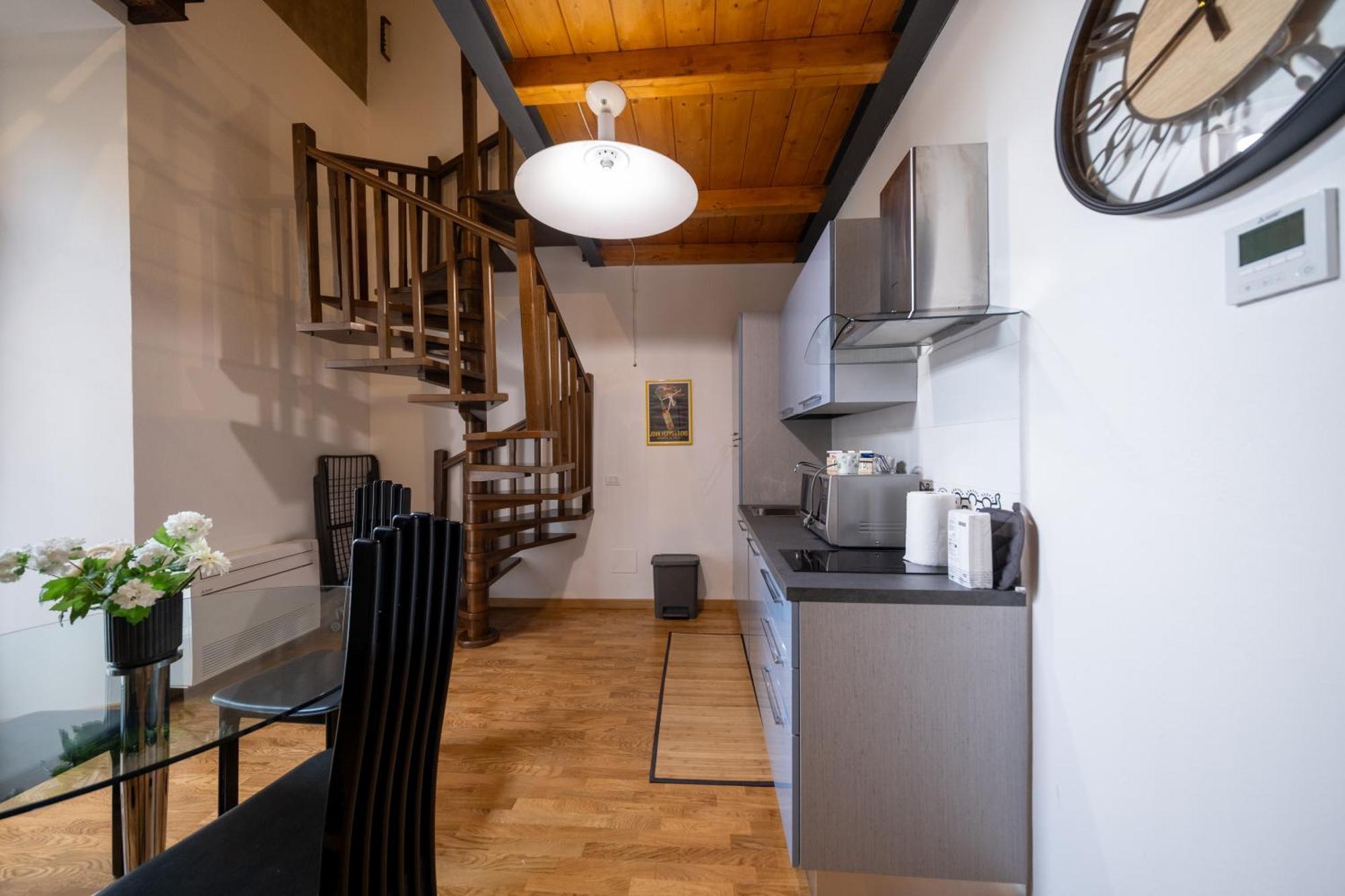 Lungarno Buozzi 7 Apartments Πίζα Εξωτερικό φωτογραφία