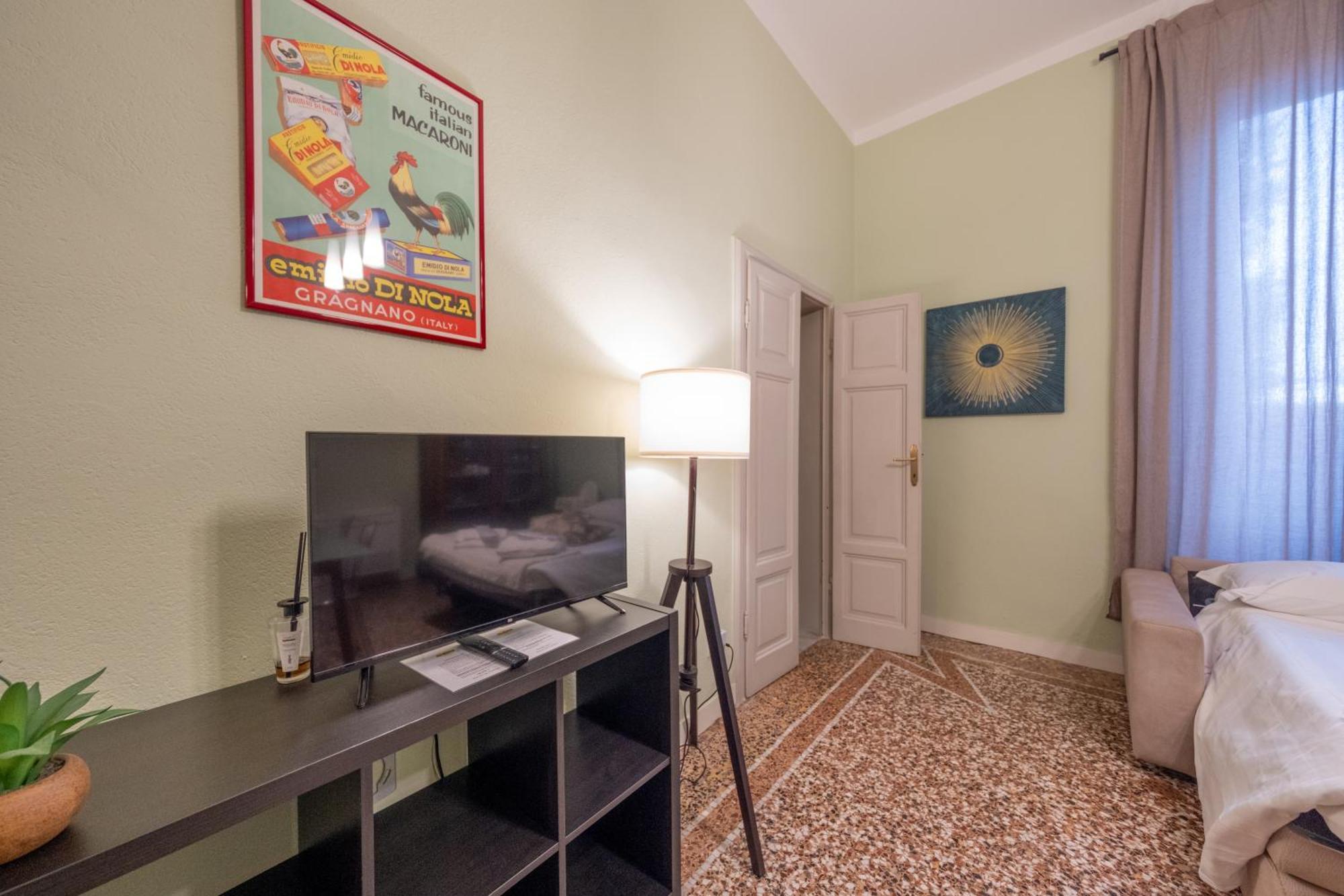 Lungarno Buozzi 7 Apartments Πίζα Εξωτερικό φωτογραφία