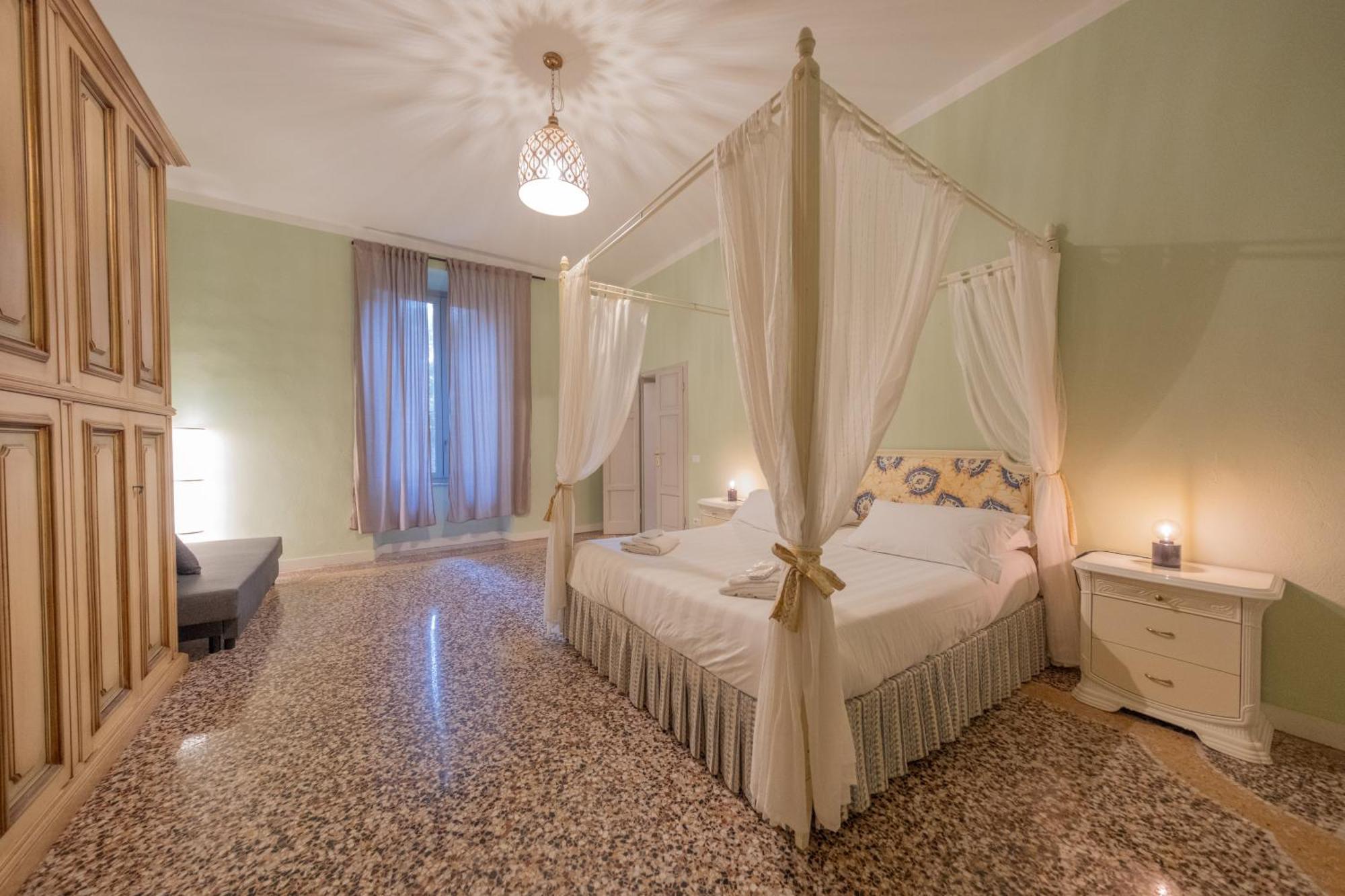 Lungarno Buozzi 7 Apartments Πίζα Εξωτερικό φωτογραφία